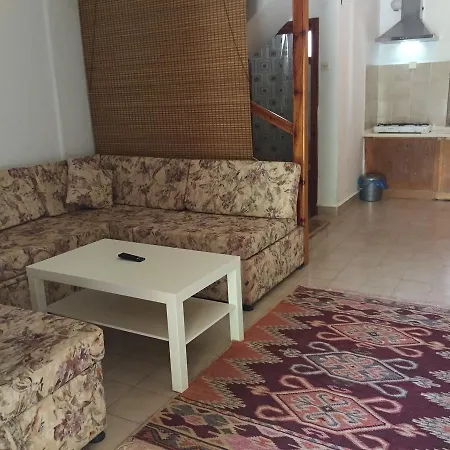 Mono Apartmanhotel Bitez